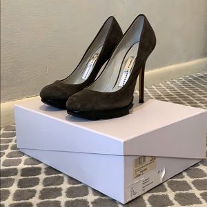 Camilla skovgaard gray heel